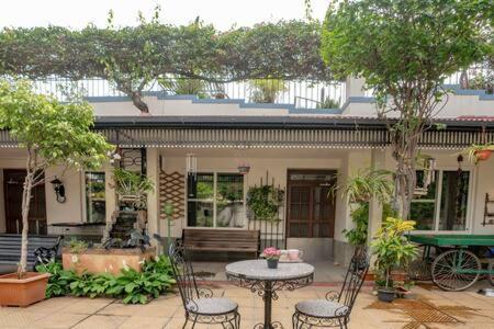 Eden Garden Villa By Jadecaps Nr Mg Road Garden Bangalore Luaran gambar